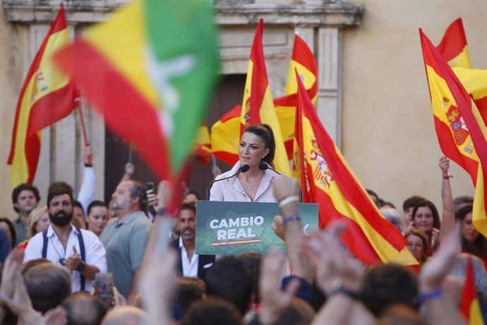 la candidata de Vox a la Presidencia de la Junta, Macarena Olona, en su intervención en un acto público en Córdoba. A 4 de junio de 2022, en Córdoba, Andalucía, España