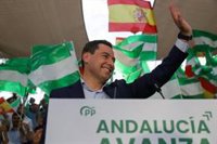 PP ganaría en Andalucía con 45-47 diputados y 9,1 puntos sobre el PSOE y Vox lograría 17-18 escaños, según La Razón
