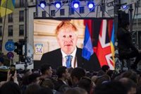 Johnson ve la moción de censura como una "oportunidad de oro" para poner fin a "meses de especulación"