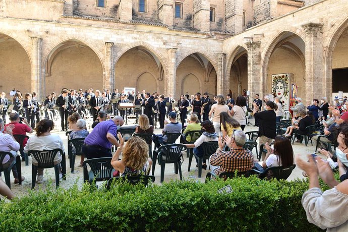 Archivo - Imagen de archivo de Mostra Viva