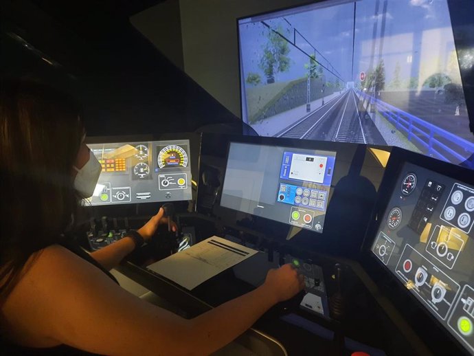 Centro de formación de Renfe en Sevilla en el que se prepara a los nuevos maquinistas de los trenes.