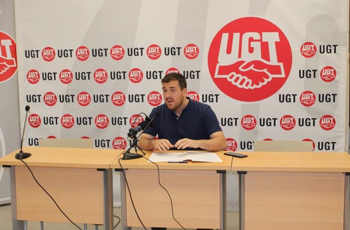 El secretario de Organización y responsable de Salud Laboral de UGT Castilla-La Mancha; Javier Flores.