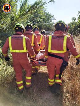 Herido un hombre tras caer con su coche en un barranco en Riba-roja de Túria