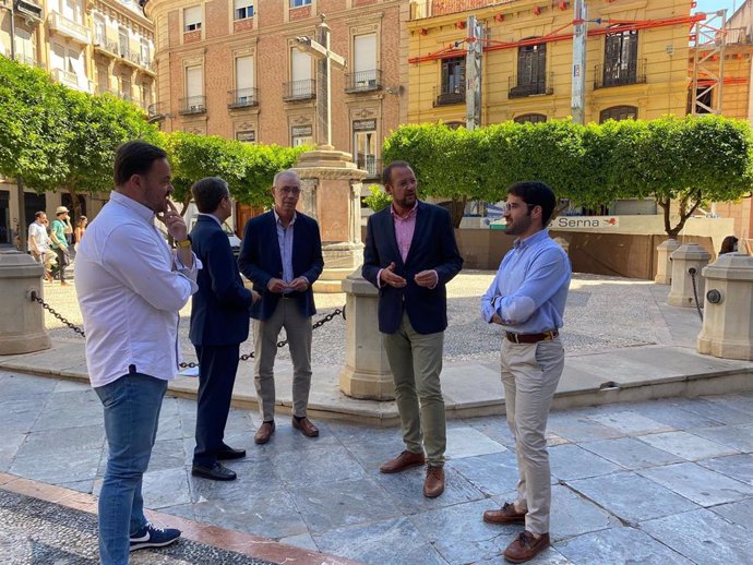Varios concejales y miembros del PP de Murcia