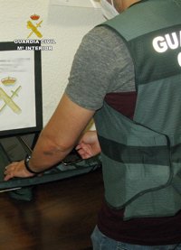 La Guardia Civil detiene a dos jóvenes por el atraco a un cliente en un bar de Jumilla