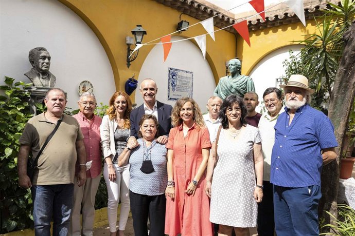 El alcalde de Sevilla, Antonio Muñoz, en la presentación del ciclo flamenco 'Peñas de guardia', en foto de archivo.