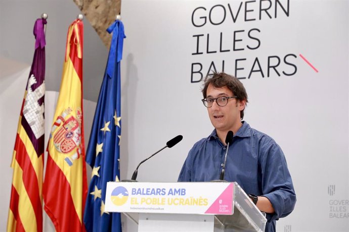 El portavoz del Govern, Iago Negueruela, en rueda de prensa.