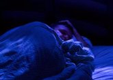 Foto: Experta recomienda siestas de 20 minutos a médicos y enfermeros en turnos de noche para mantener seguridad asistencial