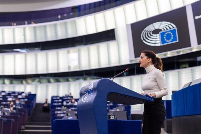 Archivo - 18 January 2022, France, Strasbourg: European Parliament Presidency candidate Sira Rego of the Left group, delivers a speech at the European Parliament, during a voting session to elect its new president. Photo: Philipp von Ditfurth/dpa