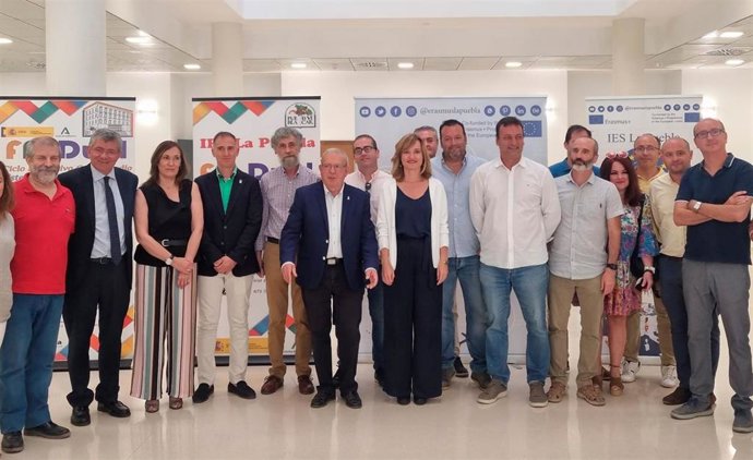 Pilar Alegría visita el IES La Puebla en Vícar (Almería)