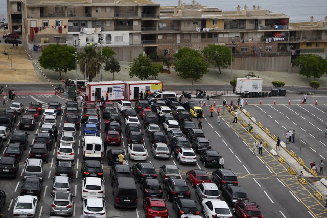Atasco de coches en La frontera del Tarajal a 21 de mayo de 2022, en Ceuta (España). 
