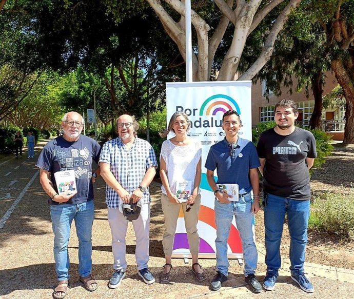 La candidatura de Por Andalucía de Almería visita la universidad.