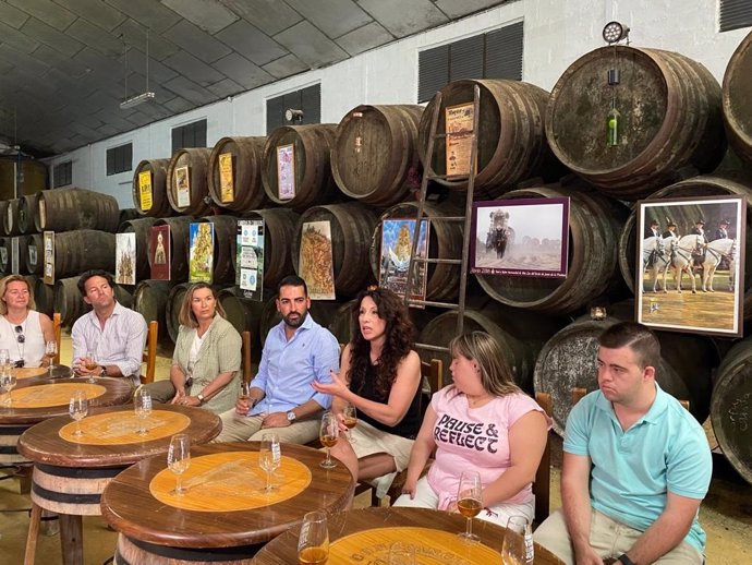 Rocío Ruiz en la bodega La Constancia.