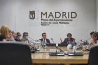 Los partidos tratarán de llegar este martes a un consenso amplio con el dictamen sobre el presunto espionaje a Ayuso
