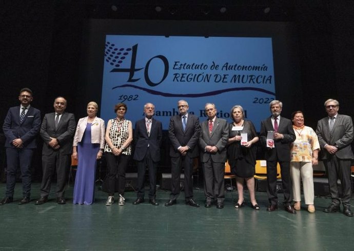 Acto de homenaje de la Asamblea Regional con motivo del 40 aniversario del Estatuto de Autonomía de la Región de Murcia