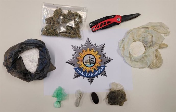 Sustancias localizadas en la operación de la Policía Municipal de Bilbao.