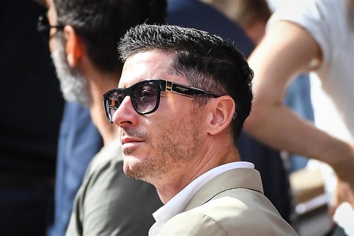 Robert LEWANDOWSKI during the Day fifteen of Roland-Garros 2022, French Open 2022, Grand Slam tennis tournament on June 05, 2022 at Roland-Garros stadium in Paris, France - Photo Matthieu Mirville / DPPI