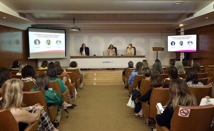 III Estudio de Igualdad de Género en las Aseguradoras' desarrollado por Empower Women in Insurance (#RedEWI), red de liderazgo femenino impulsada por INESE.