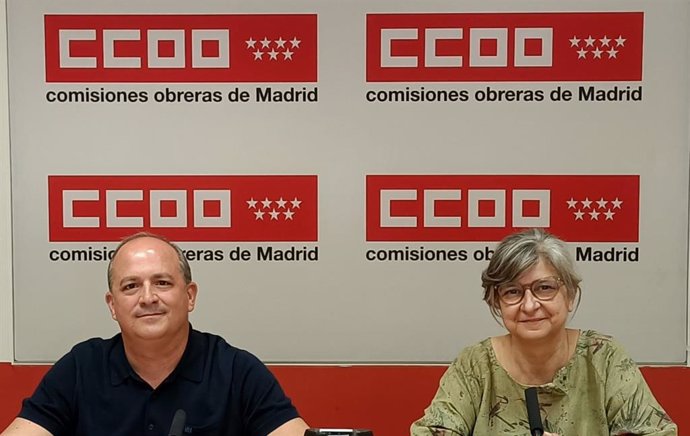 La secretaria general de CC.OO. Madrid, Paloma López, y el secretario general de la Federación de Sanidad, Mariano Martín-Maestro