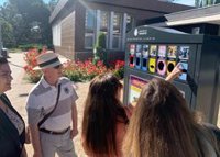 El Ayuntamiento de Valladolid instala tres 'minipuntos limpios' para reciclar objetos de pequeño tamaño