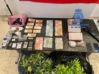 Detenidas 14 personas de una familia de Alzira por dedicarse al tráfico de estupefacientes