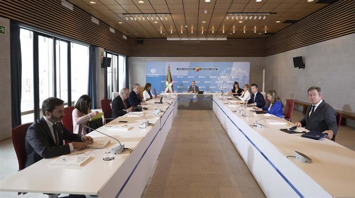 Rueda de prensa del Consejo de Gobierno eclebrado en Busturia (Bizkaia)