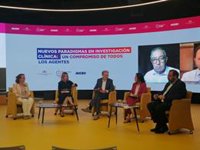 Expertos elogian el rol activo de los pacientes en la investigación clínica pero "aún quedan pasos por avanzar"