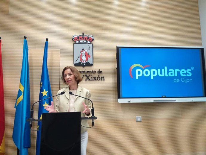 Ángeles Fernández-Ahúja, concejala del PP en el Ayuntamiento de Gijón