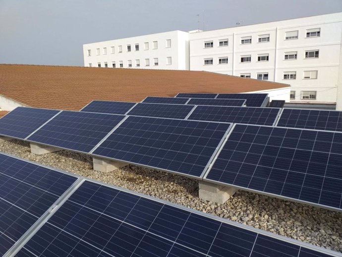 Plantas fotovoltaicas, en una foto de archivo.