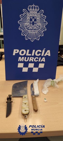 Intervienen varios cuchillos a un grupo de personas con los que habrían participado en una riña en Murcia