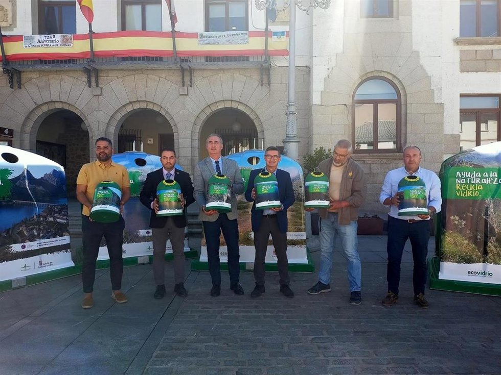 Presentación de la campaña de la Junta y Ecovidrio para el reciclado en espacios naturales.
