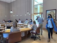 PPdeG acusa de "sobreactuar" a la oposición al valorar mal la reunión con Rueda y BNG y PSOE reprueban falta de pactos