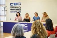 Mestre (PP) reconoce el papel de la mujer empresaria en el crecimiento de la provincia de Cádiz