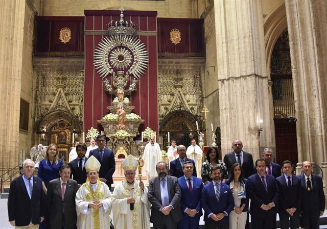 Misa de acción de gracias en la Catedral con motivo del 25 aniversario de la Fundación CEU San Pablo.