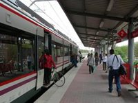 Renfe incorpora los Cercanías de Sevilla a su servicio de avisos por mensaje directo de Twitter