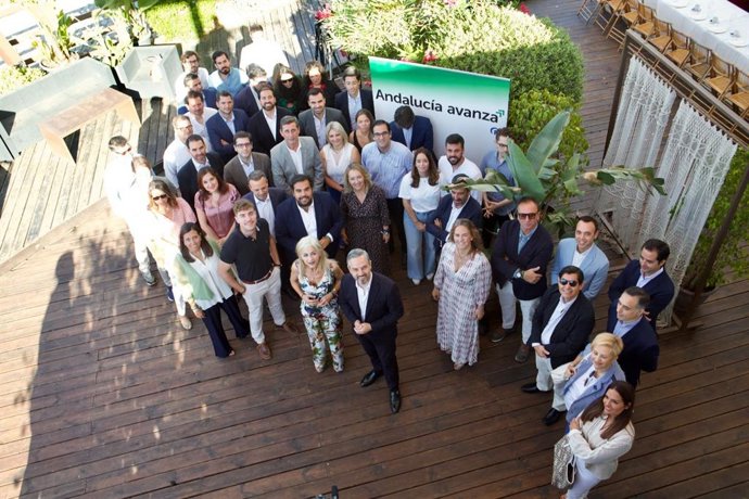 Del Pozo y Bravo con emprendedores