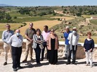 La Junta avanza en los trabajos de reparación del muro de contención del camino de Atauta (Soria) a las bodegas
