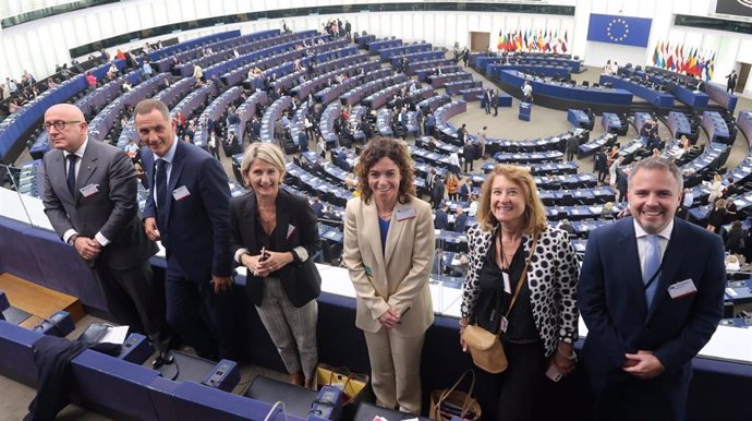 La consellera de Hacienda y Relaciones Exteriores, Rosario Sánchez, en el Parlamento Europeo.