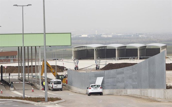 Archivo - Inmediaciones de la planta de reciclaje de Loeches 