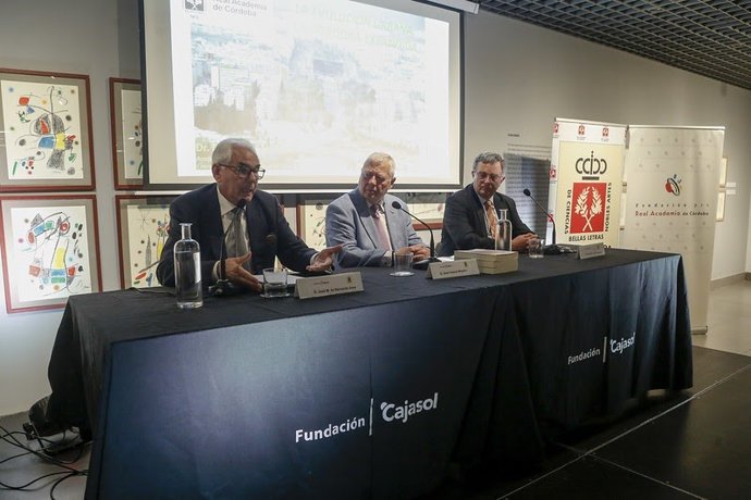 Uno de los foros del ciclo sobre 'La ciudad y sus legados históricos'.