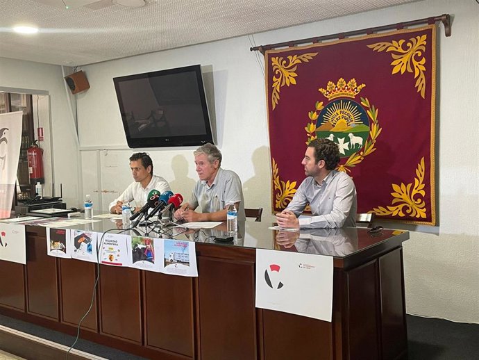 Rueda de prensa de Colvet Cádiz.