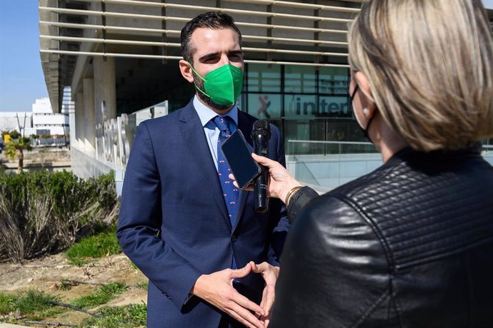 Archivo - El alcalde de Almería, Ramón Fernández-Pacheco (PP).