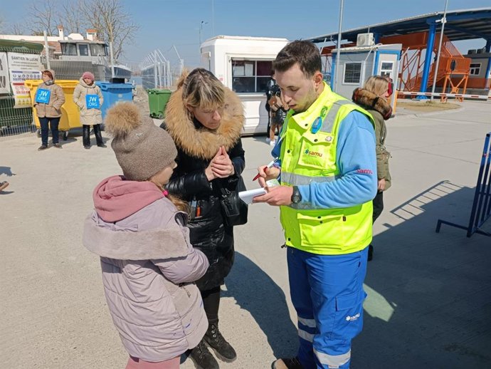 Más de 1.500 refugiados asistidos por SAMU en la frontera con Ucrania en los últimos tres meses