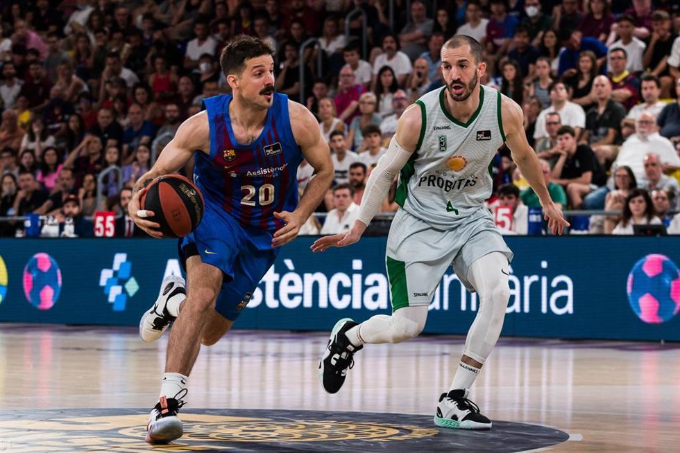 Nico Laprovittola of FC Barcelona in action during the ACB Liga Endesa Semi Finals Playoff Game 2 match between FC Barcelona and Club Joventut Badalona at Palau Blaugrana on June 05, 2022 in Barcelona, Spain.
