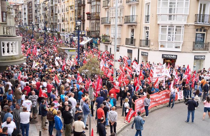 Manifestación del primer día de huelga en el sector del metal