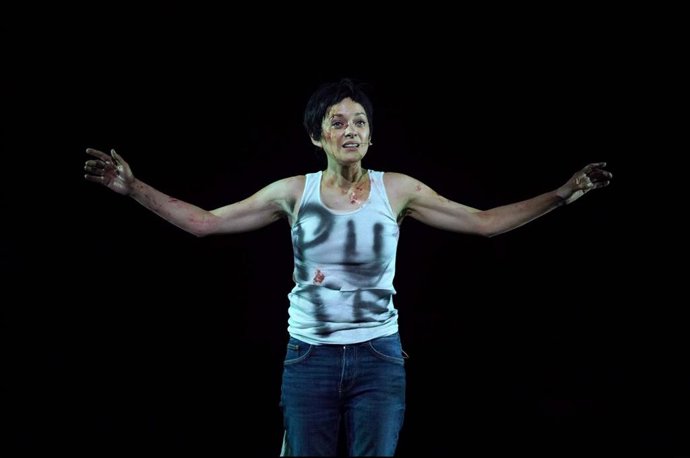 Archivo - Marion Cotillard en la ópera 'Juana de Arco'