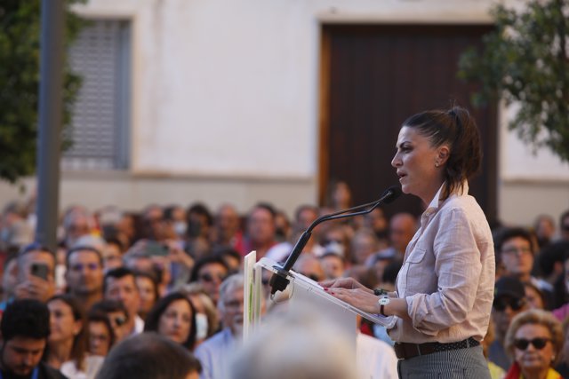la candidata de Vox a la Presidencia de la Junta, Macarena Olona, en su intervención en un acto público en Córdoba. A 4 de junio de 2022, en Córdoba, Andalucía, España