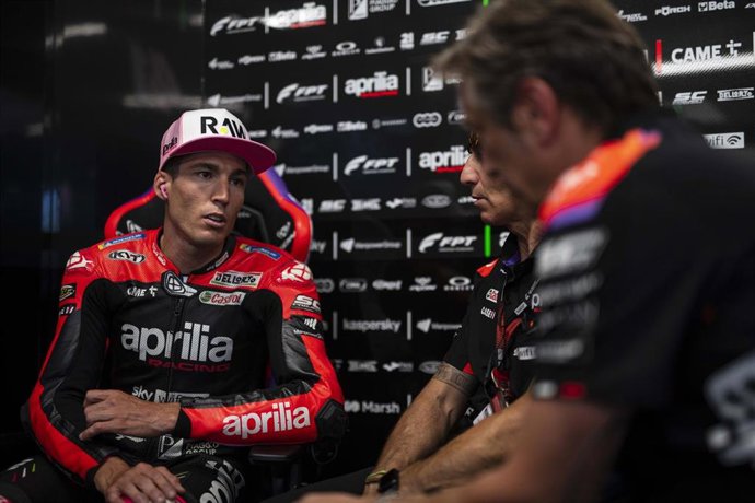 El piloto de MotoGP Aleix Espargaró (Aprilia), durante el Gran Premio de Cataluña 2022 en el Circuit de Barcelona-Catalunya.