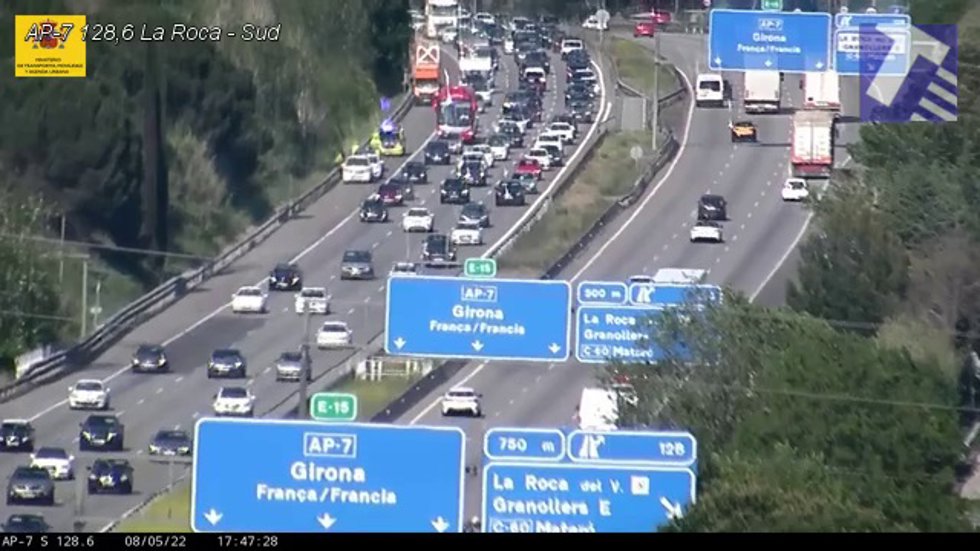 Archivo - Retenciones de hasta 15 kilómetros en puntos de la AP-7 en las provincias de Barcelona y Tarragona (ARCHIVO)