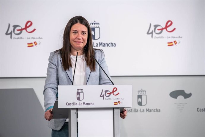 Archivo - La consejera de Bienestar Social, Bárbara García Torijano, informa en rueda de prensa de los acuerdos del Consejo de Gobierno.